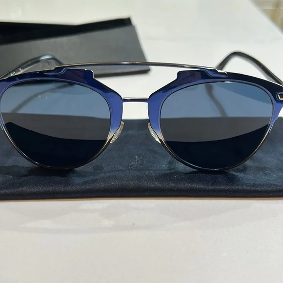 Dior
Dior Blue So Real Round Sunglasses NEW - Picture 10 of 10